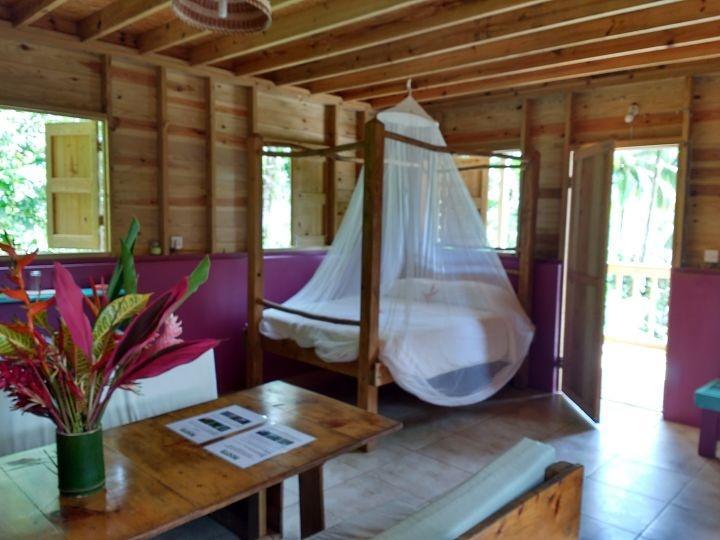 Roots Jungle Retreat Vila Marigot Exterior foto